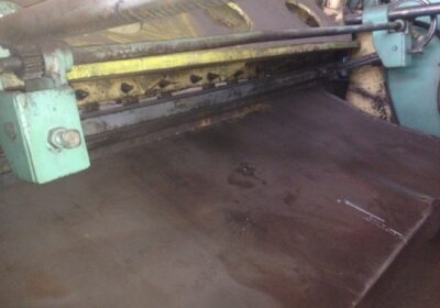 Кривошипные листовые ножницы с наклонным ножом НД-3316Г