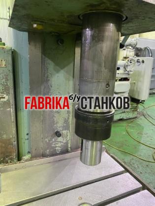Вертикальный сверлильный станок 2с132