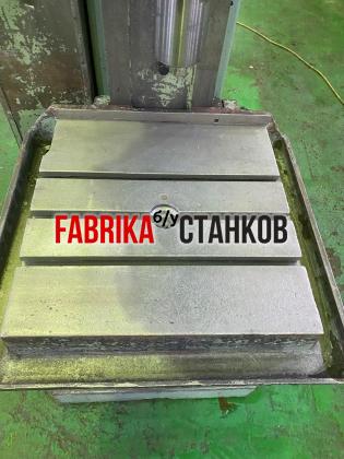 Вертикальный сверлильный станок 2с132