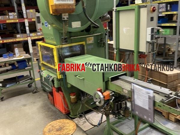 Линия для производства металлических хомутов.