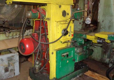 Станок горизонтально-фрезерный консольный 6Р82Г