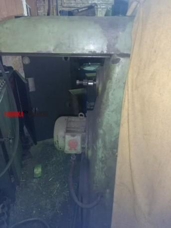 Широкоуниверсальный фрезерный станок. Ф1-250. Рабочий.1989. Без головк…