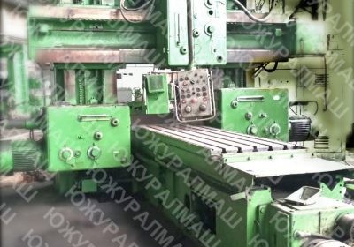 Продам Станок продольно-фрезерный 6Г608