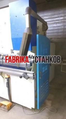 Листогибочный пресс 2500мм 80 тонн с чпу
