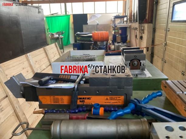 4-х осевой вертикальный обрабатывающий центр Mikron UM 600 HS