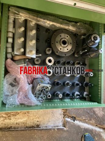 4-х осевой вертикальный обрабатывающий центр Mikron UM 600 HS