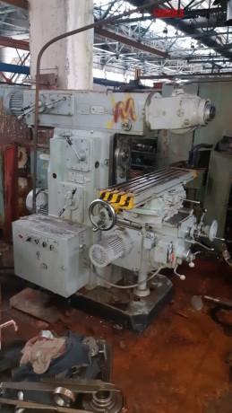 Широкоуниверсальный фрезерный станок 6р81ш