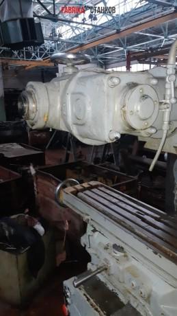 Широкоуниверсальный фрезерный станок 6р81ш