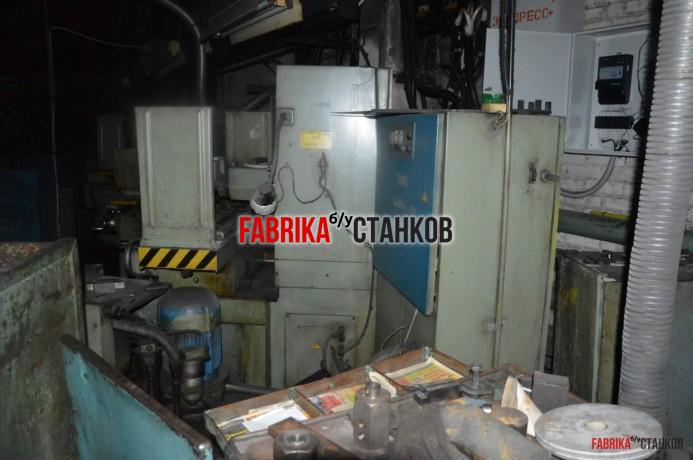 Плоскошлифовальный станок 3е711в-1