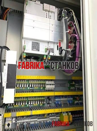 Вертикальный обрабатывающий центр QUASER MV204CV