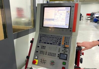 fk-stanki.ru Вертикальный обрабатывающий центр QUASER MV204CV