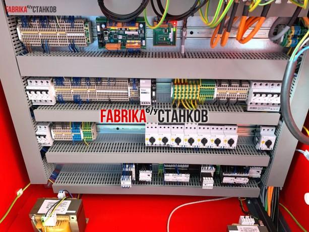 Вертикальный обрабатывающий центр EMCO Concept Mill 450