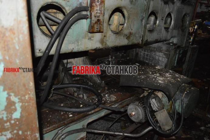 Автомат токарный многорезцовый 1Н713