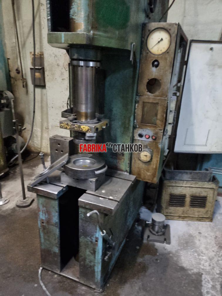 ПРОДАМ МЕТАЛЛООБРАБАТЫВАЮЩИЕ СТАНКИ В ВОРОНЕЖE