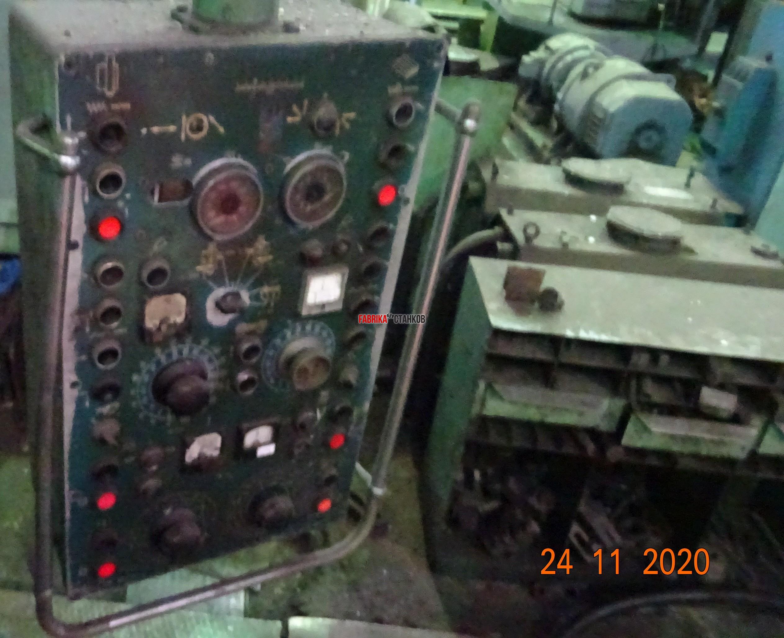 Продольно-фрезерный станок УФ0864