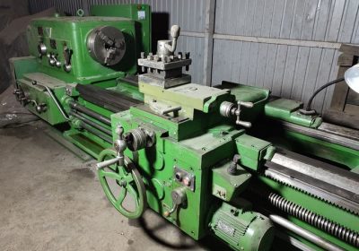 1М63 токарно винторезный станок